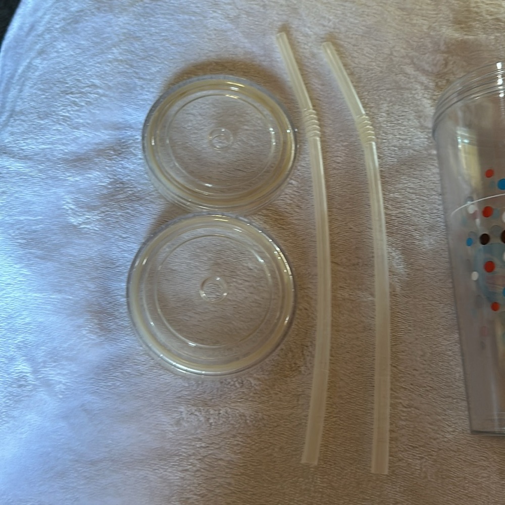 Tim Hortons Reusable Cold Cups - Picture 4 of 12